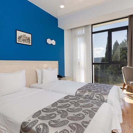 Iveria Inn Hotel Tbilissi Chambre photo